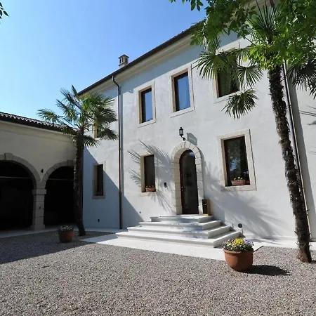 Penzion Ferrario Relais Costermano