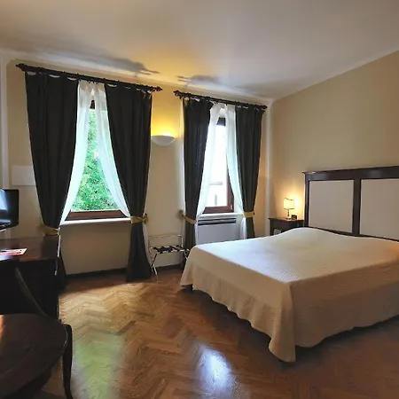 בית הארחה Ferrario Relais 3*
